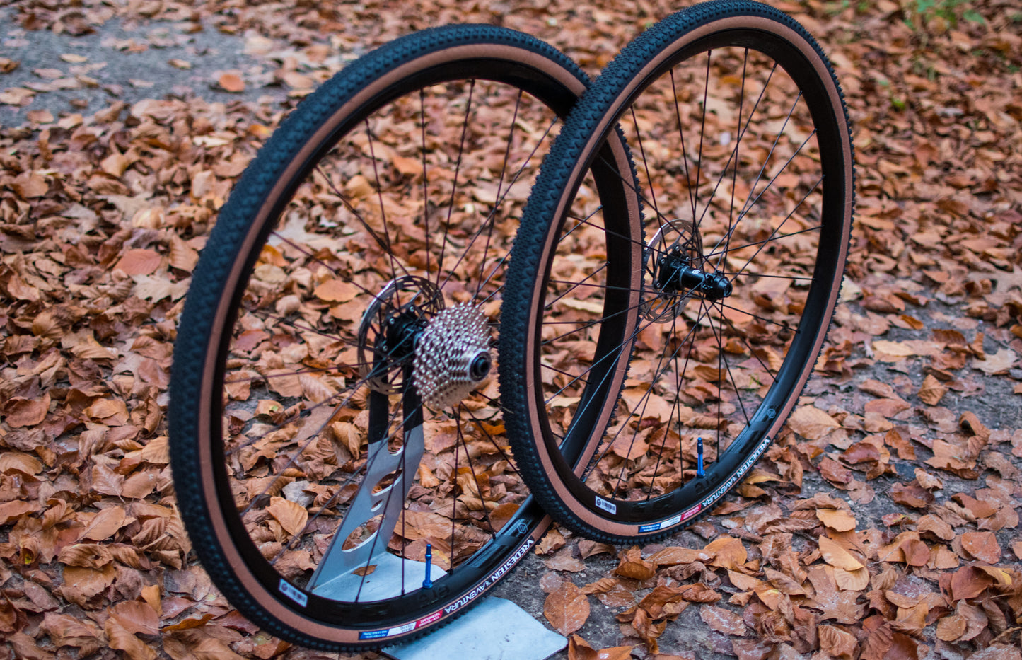 Ere Research Tenaci GR20 wielset tubeless gravel met banden