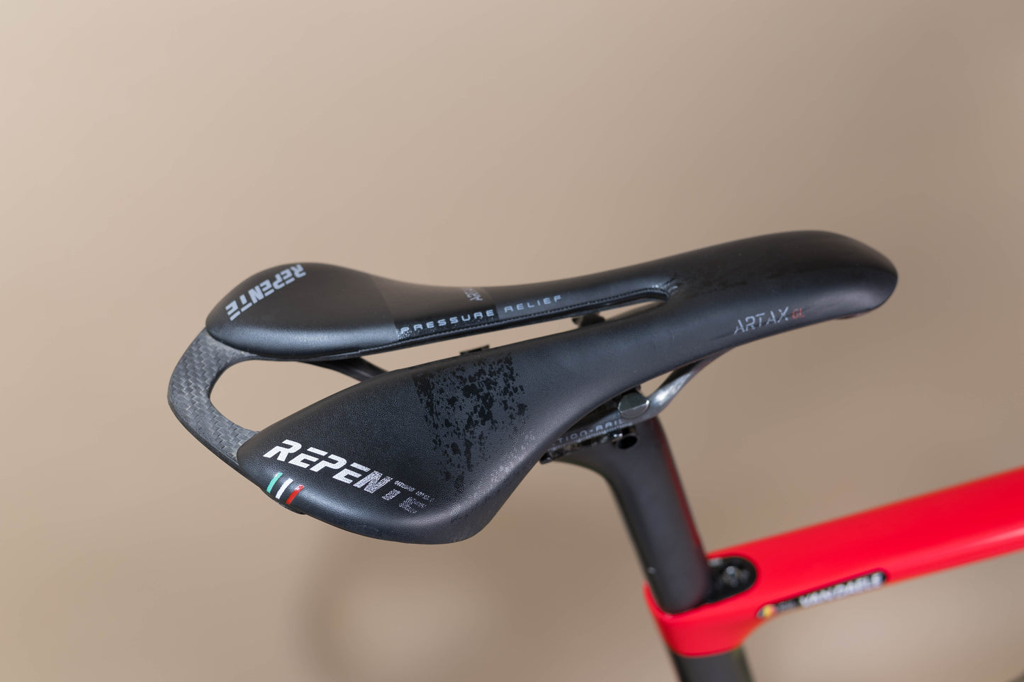 DeRosa Merak Ultegra DI2 Ursus in 56, 58 en 60 beschikbaar Carbon Racefiets