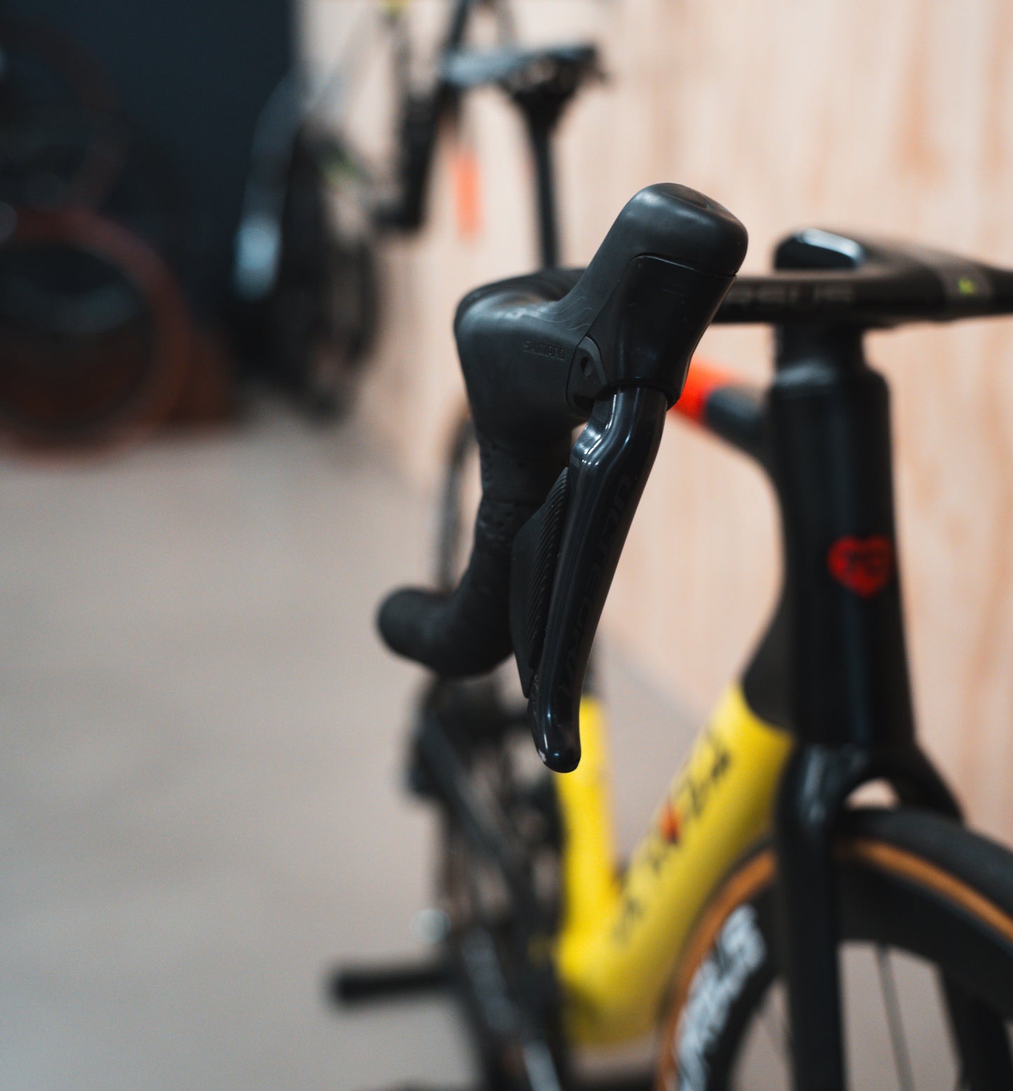 DeRosa Merak Ultegra DI2 12 sp Rotor 54 Carbon Racefiets