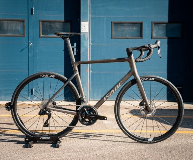 Isaac Boson 105 DI2 XL DT Swiss Good Year Carbon Racefiets