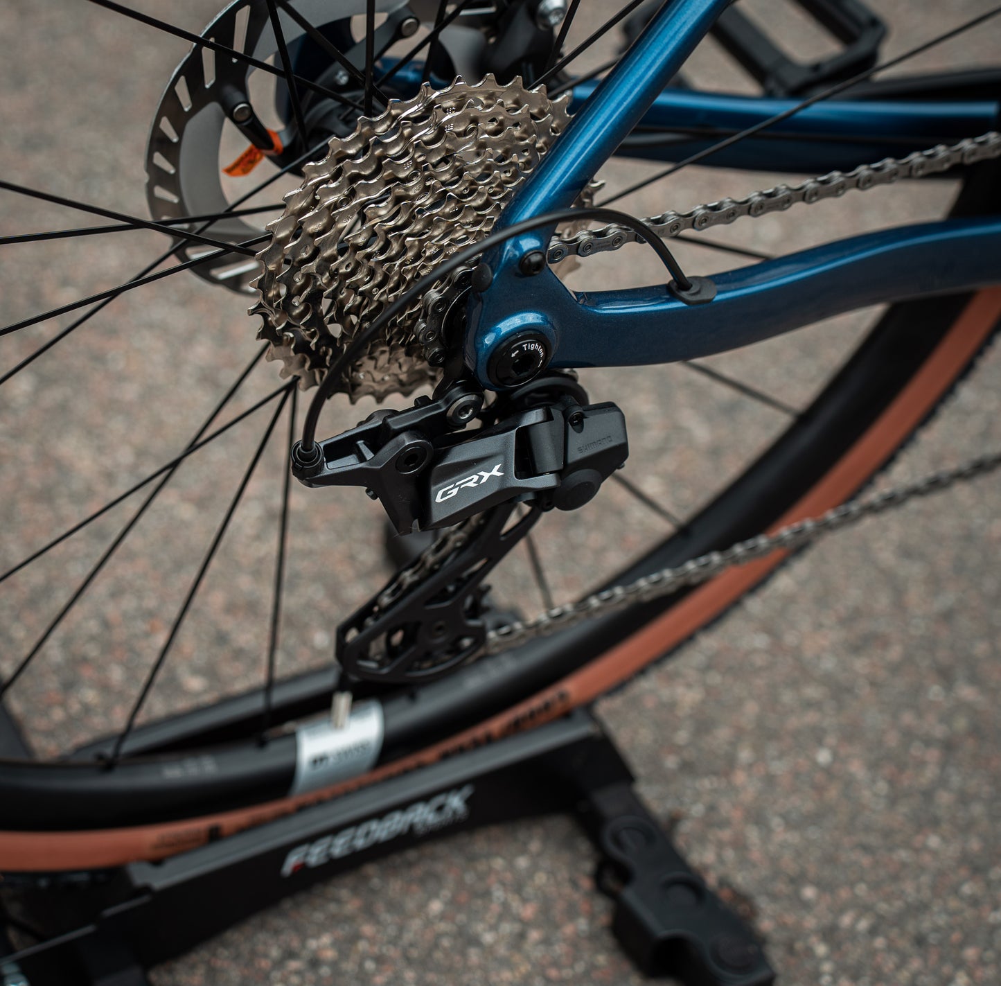 Isaac Kaon Blauw GRX 12 sp NIEUW Carbon Gravelbike