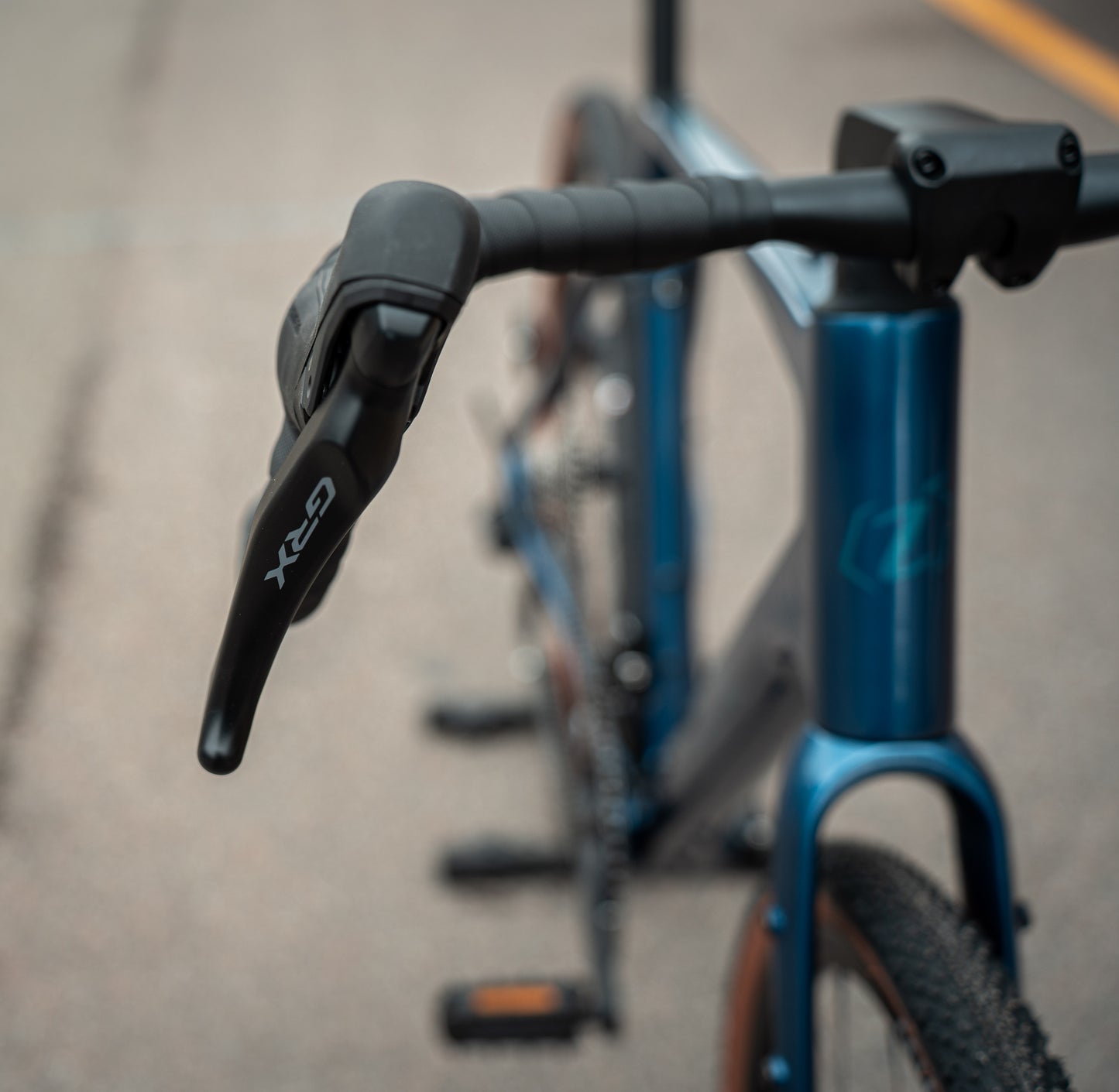 Isaac Kaon Blauw GRX 12 sp NIEUW Carbon Gravelbike