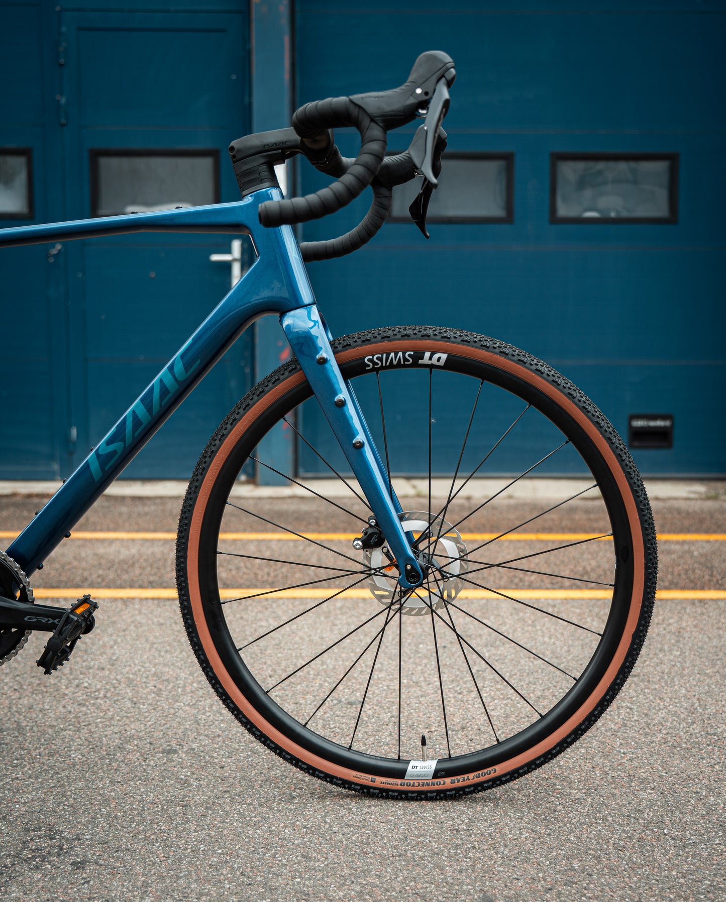 Isaac Kaon Blauw GRX 12 sp NIEUW Carbon Gravelbike