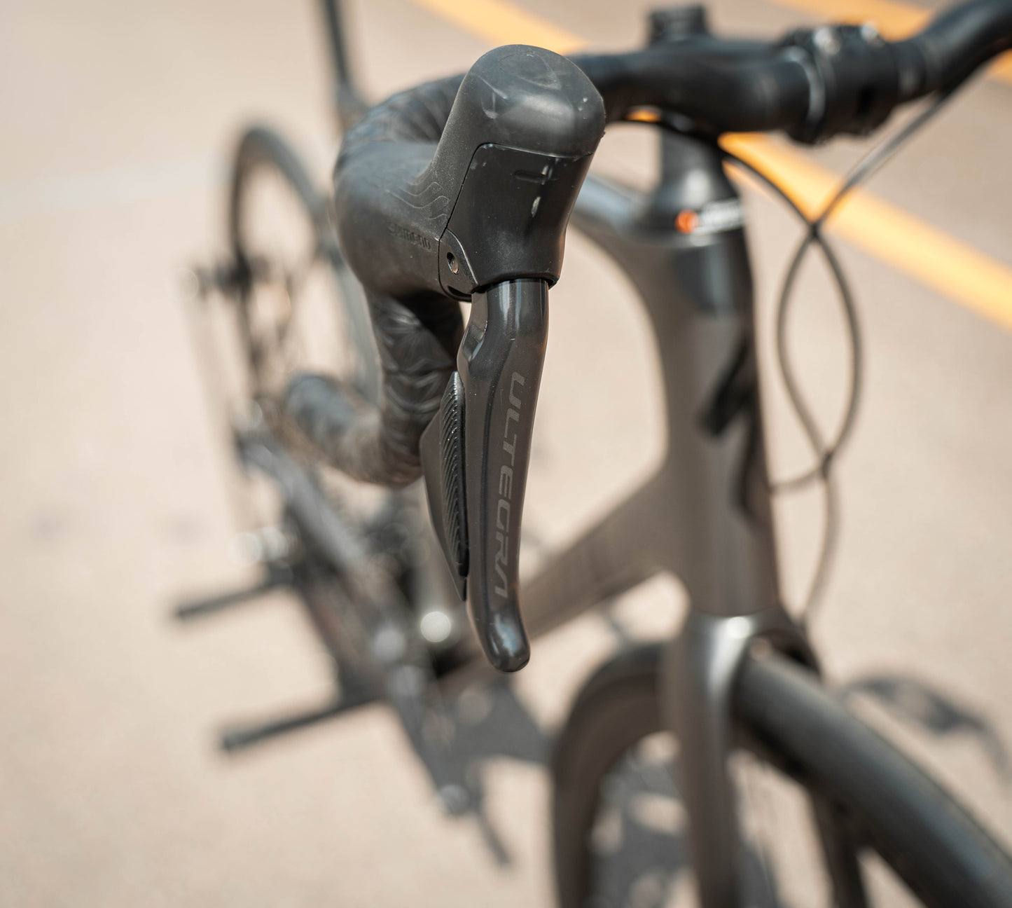 Specialized Roubaix 61 Ultegra DI2 Roval Carbon Racefiets