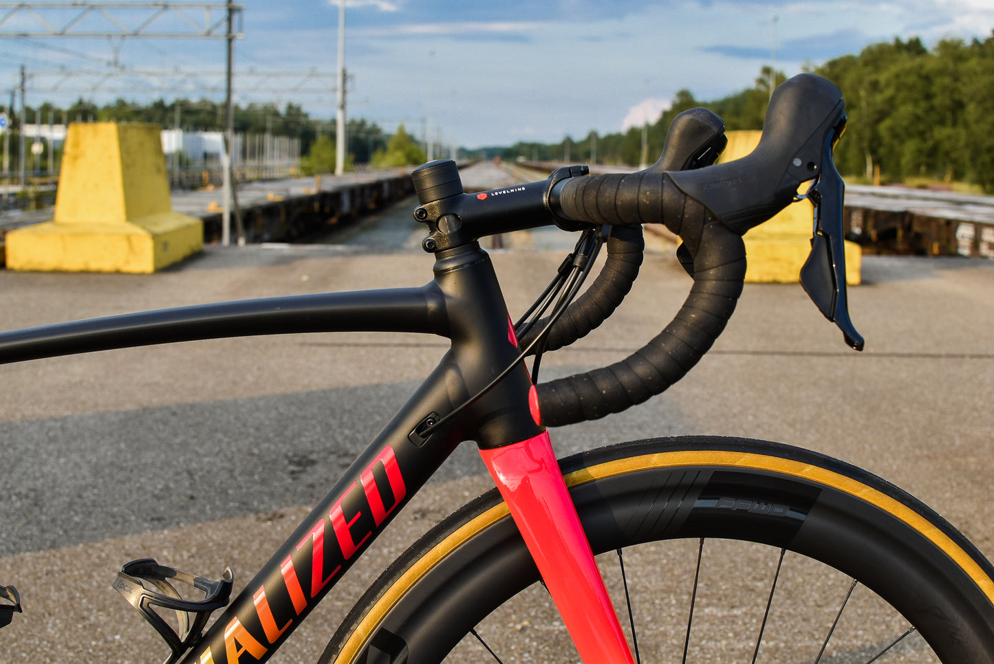 Specialized Allez Sprint Disc 54 FFWD racefiets s-works