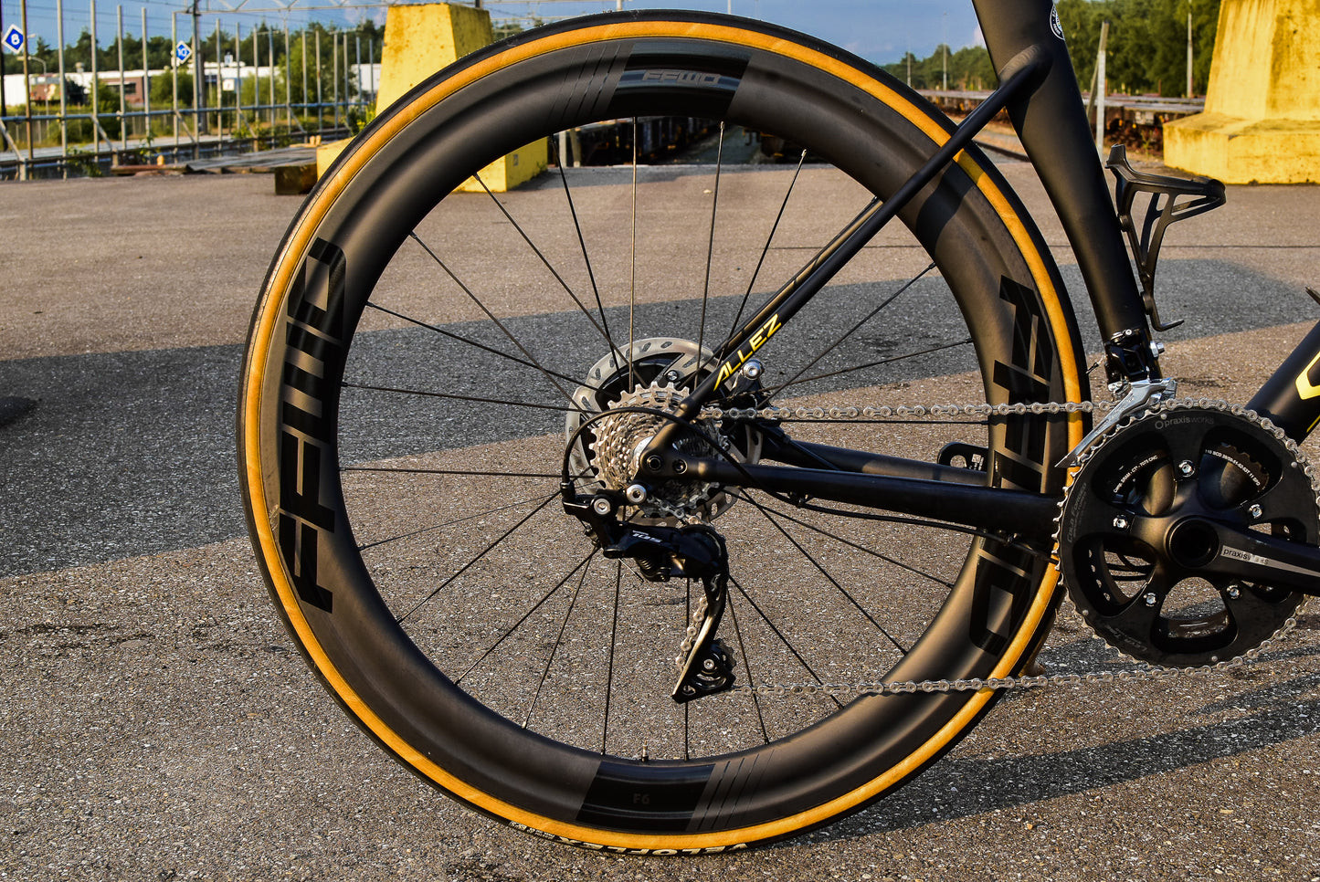 Specialized Allez Sprint Disc 54 FFWD racefiets s-works