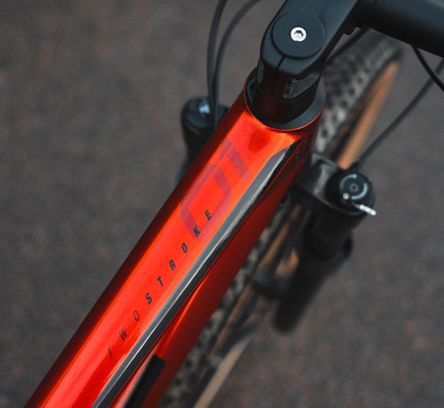 BMC Twostroke 01 Four M Rood