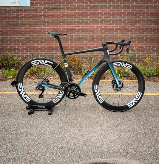 Enve Melee Dura-Ace Di2 Total Energies Profteam Carbon Racefiets