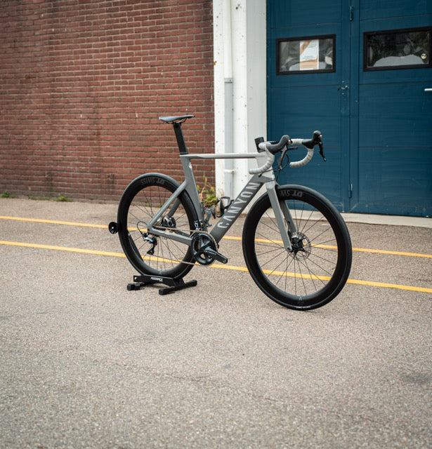 Canyon Aeroad CF SL Ultegra 11sp DT Swiss Carbon Racefiets L