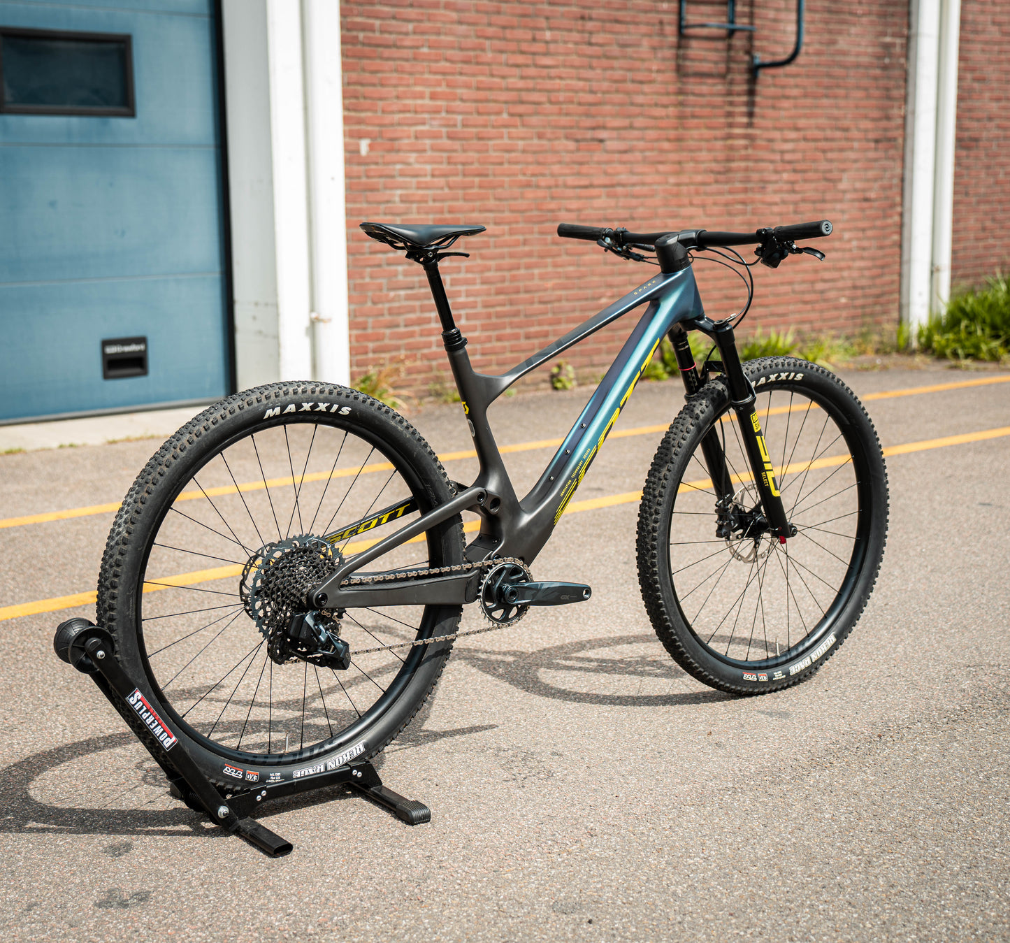 Scott Spark L RC Team Issue GX Axs fully carbon MTB