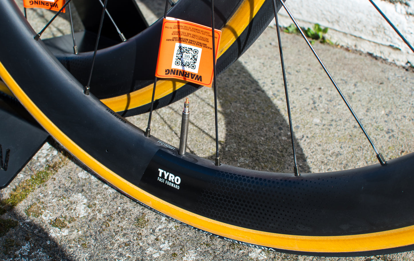 Nieuwe FFWD Tyro 2.0 carbon wielen wielset disc tubeless