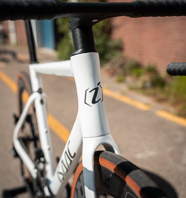 Isaac Boson Shimano 105 DI2 L Fore Six CRD Carbon Racefiets NIEUW
