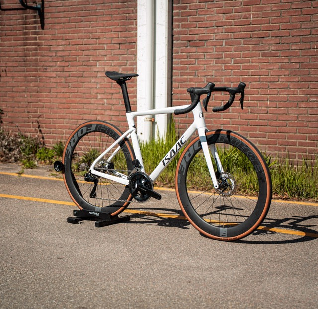 Isaac Boson Shimano 105 DI2 L Fore Six CRD Carbon Racefiets NIEUW