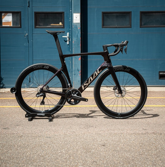 Isaac Meson Ruby Red Shimano Ultegra DI2 DT XL Swiss Carbon Racefiets NIEUW