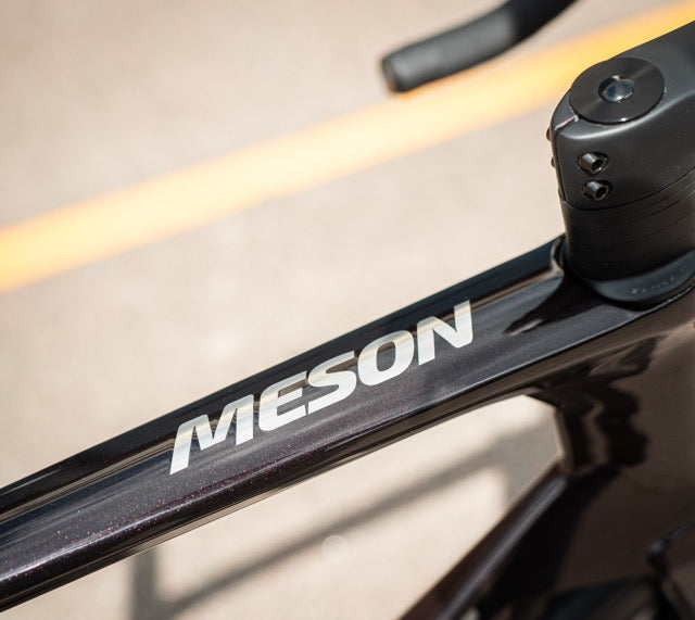 Isaac Meson Ruby Red Shimano Ultegra DI2 DT XL Swiss Carbon Racefiets NIEUW