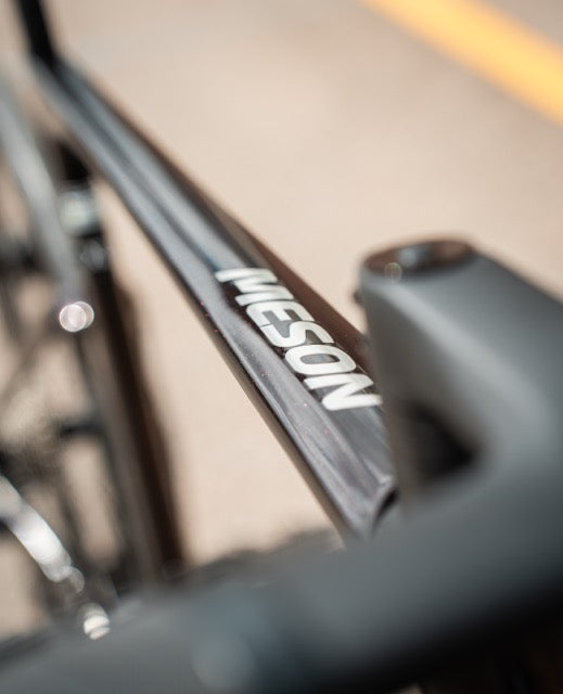 Isaac Meson Ruby Red Shimano Ultegra DI2 DT XL Swiss Carbon Racefiets NIEUW