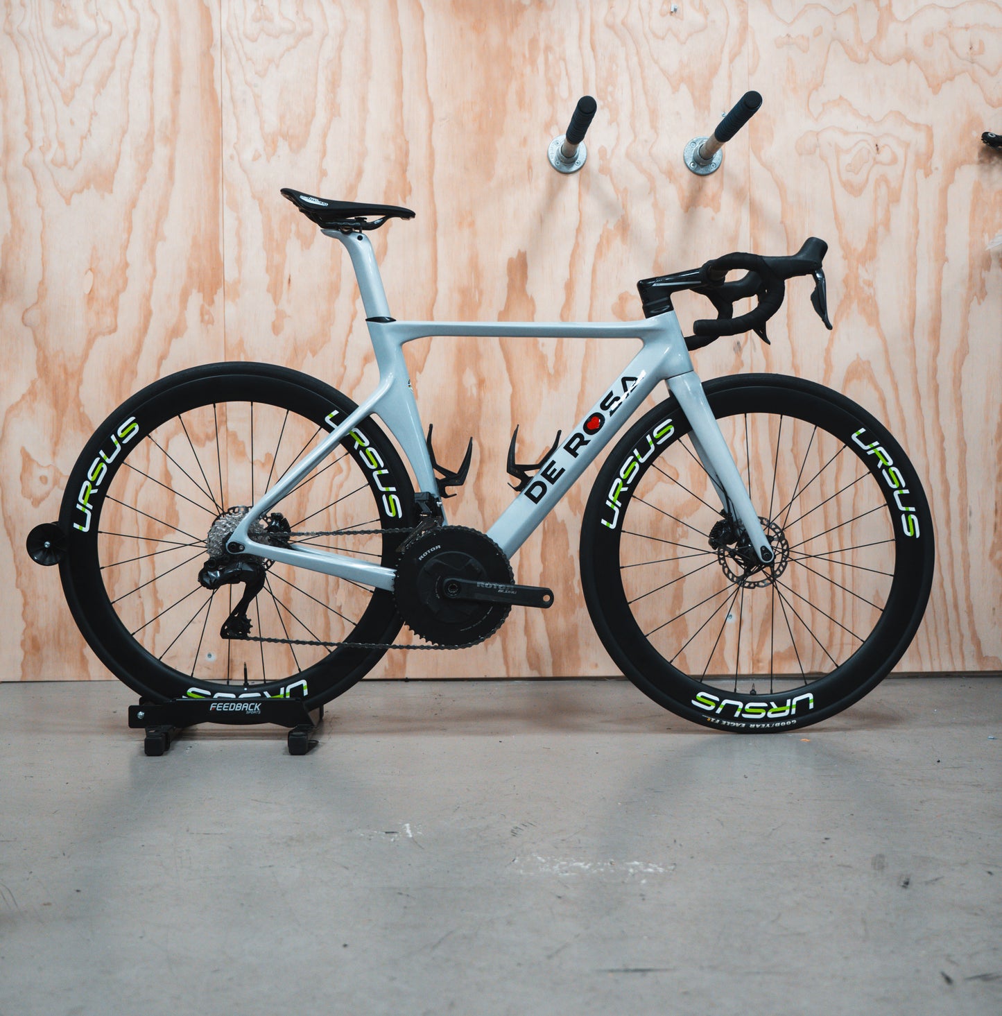 DeRosa Pininfarina Ultegra DI2 12 sp Ursus S carbon Racefiets