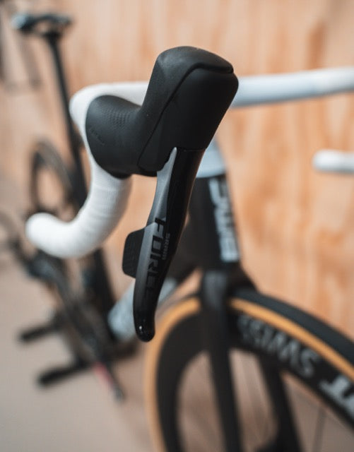 BMC Roadmachine SRAM Force AXS 54 Carbon Racefiets NIEUW