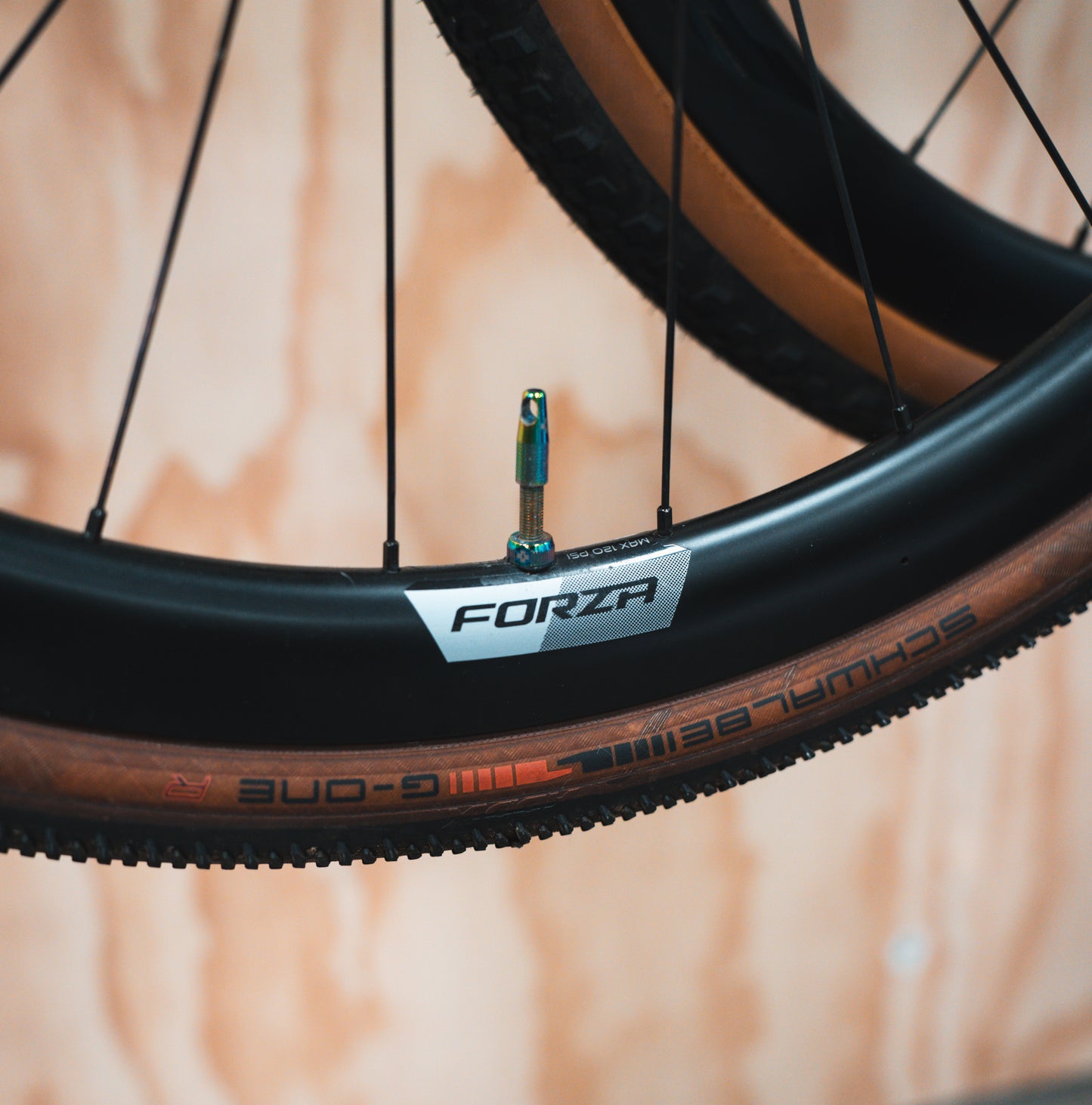 Forza Levanto G Gebruikt Carbon Gravel Wielset