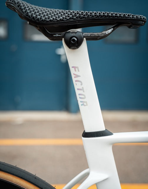 Factor Ostro VAM Arctic Chrome 52 SRAM Red AXS Scope Carbon Racefiets NIEUW