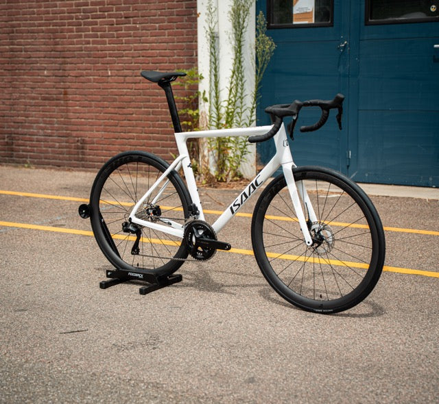 Isaac Boson Shimano 105 DI2 Fore M Carbon Racefiets