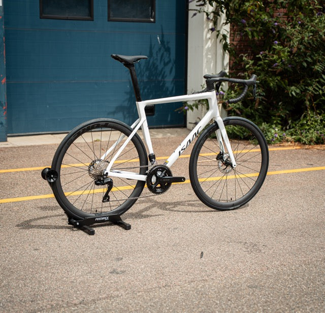 Isaac Boson Shimano 105 DI2 Fore M Carbon Racefiets