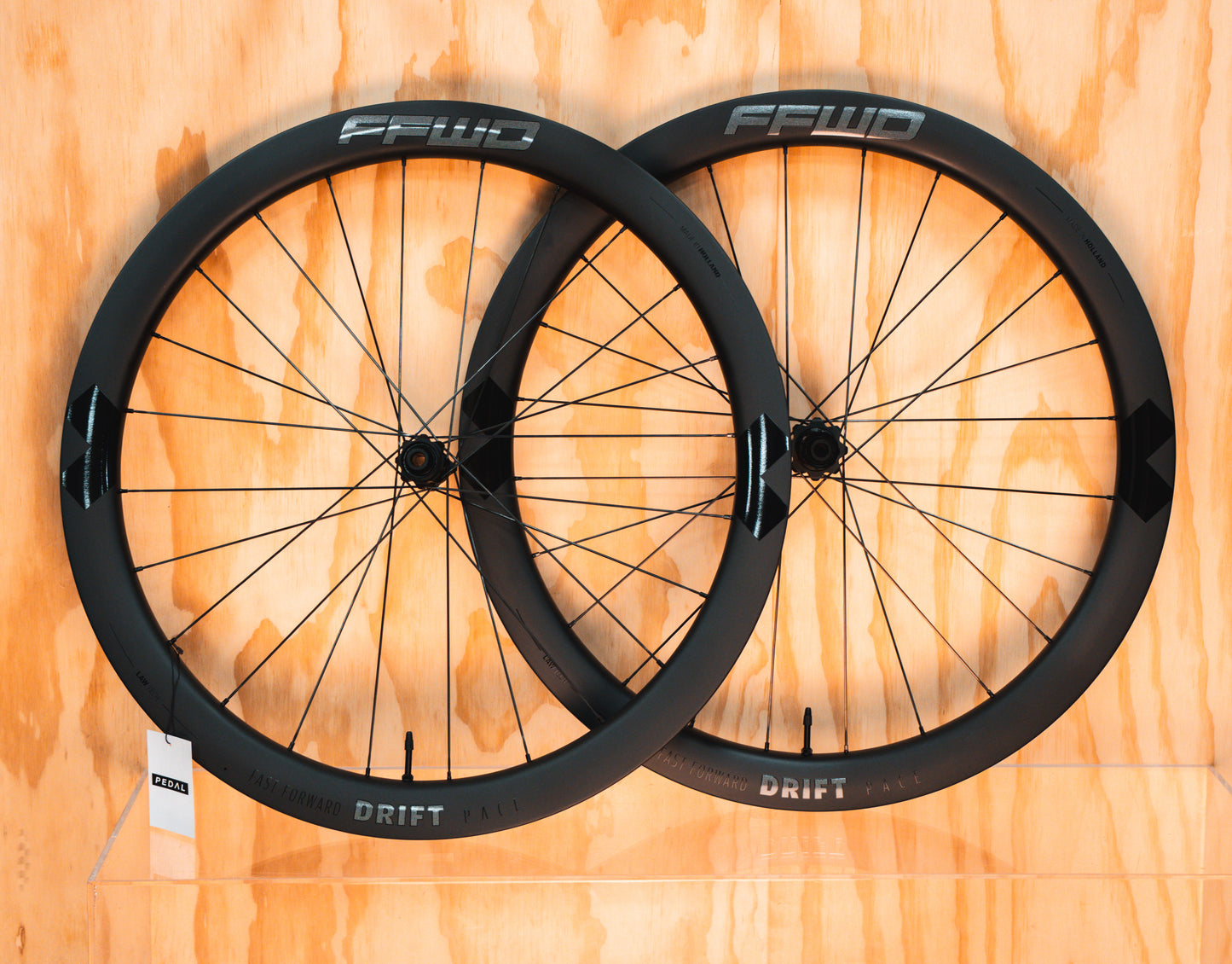 FFWD Drift Pace Carbon Gravel Wielset NIEUW