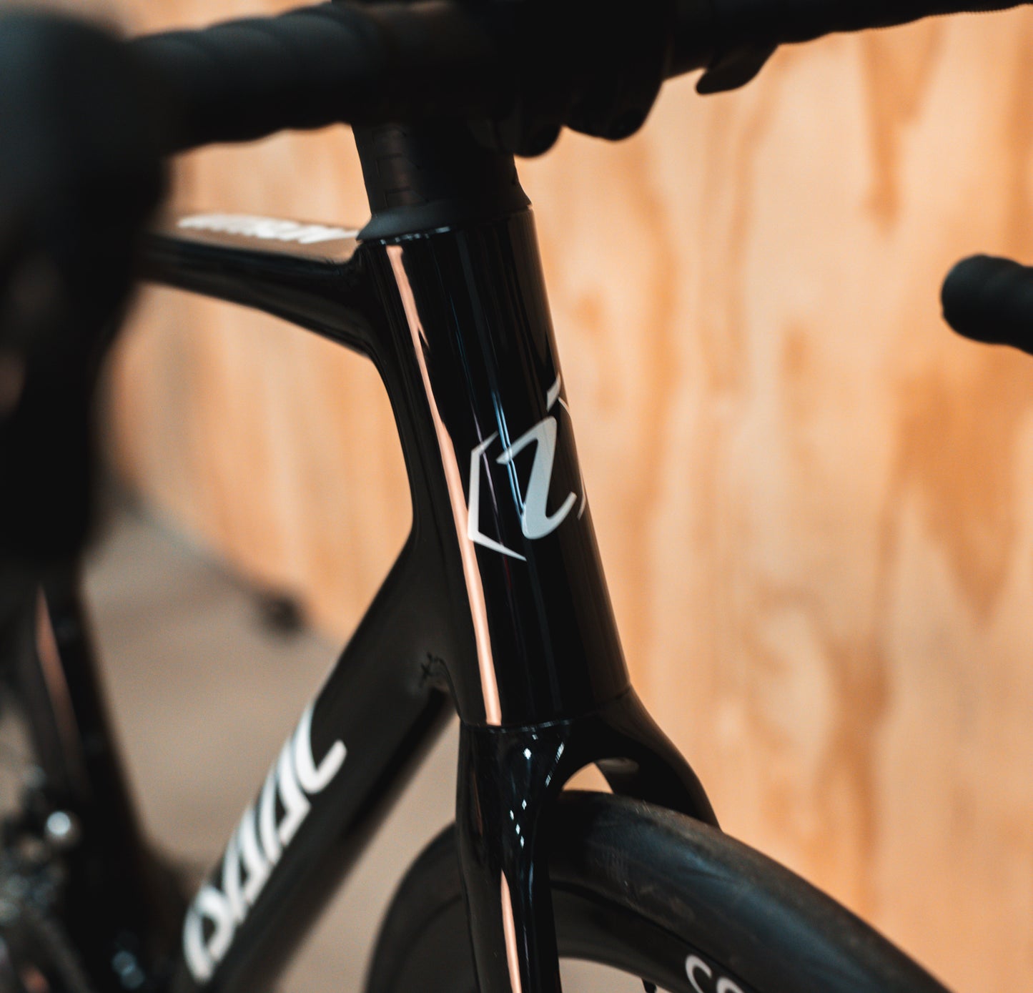 Isaac Vitron Shimano 105 12 sp DT Swiss Carbon Racefiets M