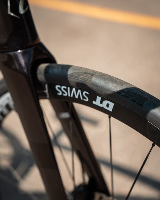 Isaac Meson Shimano 105 DI2 M DT Swiss Carbon Racefiets