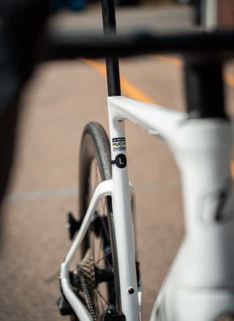 Isaac Meson Mineral White Ultegra DI2 L Carbon Racefiets NIEUW