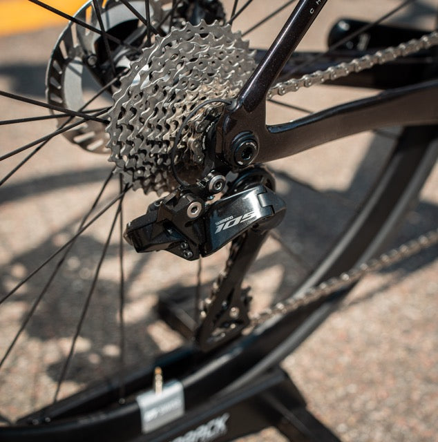 Isaac Meson Shimano 105 DI2 M DT Swiss Carbon Racefiets