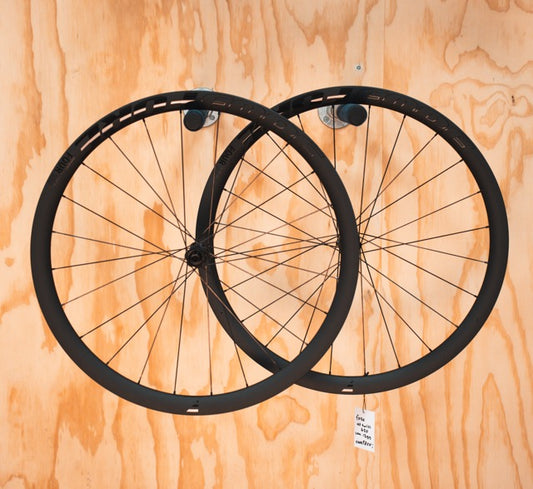 Fore Four RD DT Swiss 350 Carbon Wielset NIEUW