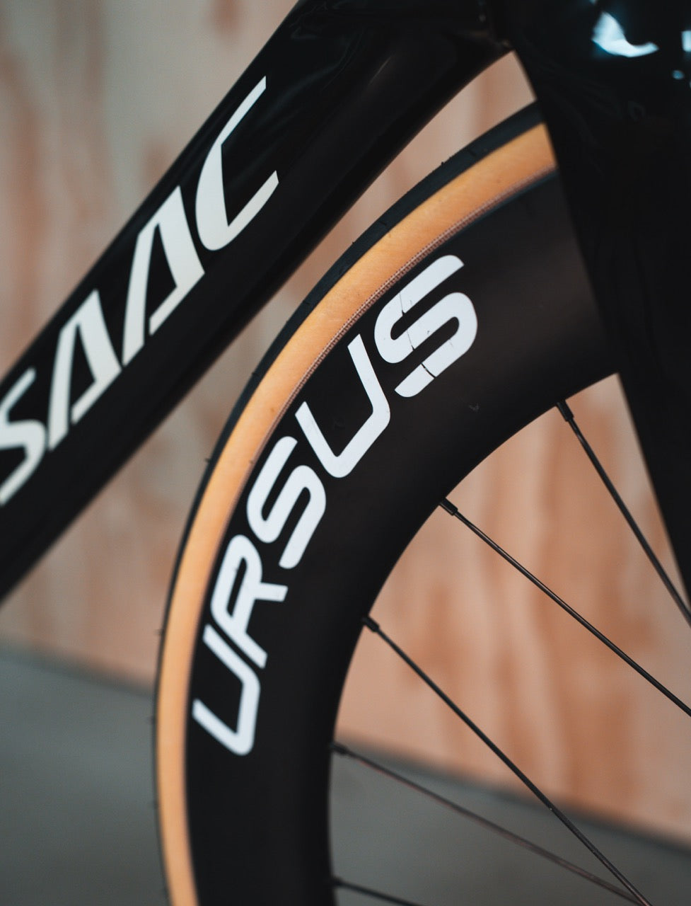 Isaac TT Disc M Shimano Dura Ace 12 sp Ursus Carbon Triatlonfiets Tijdrifiets
