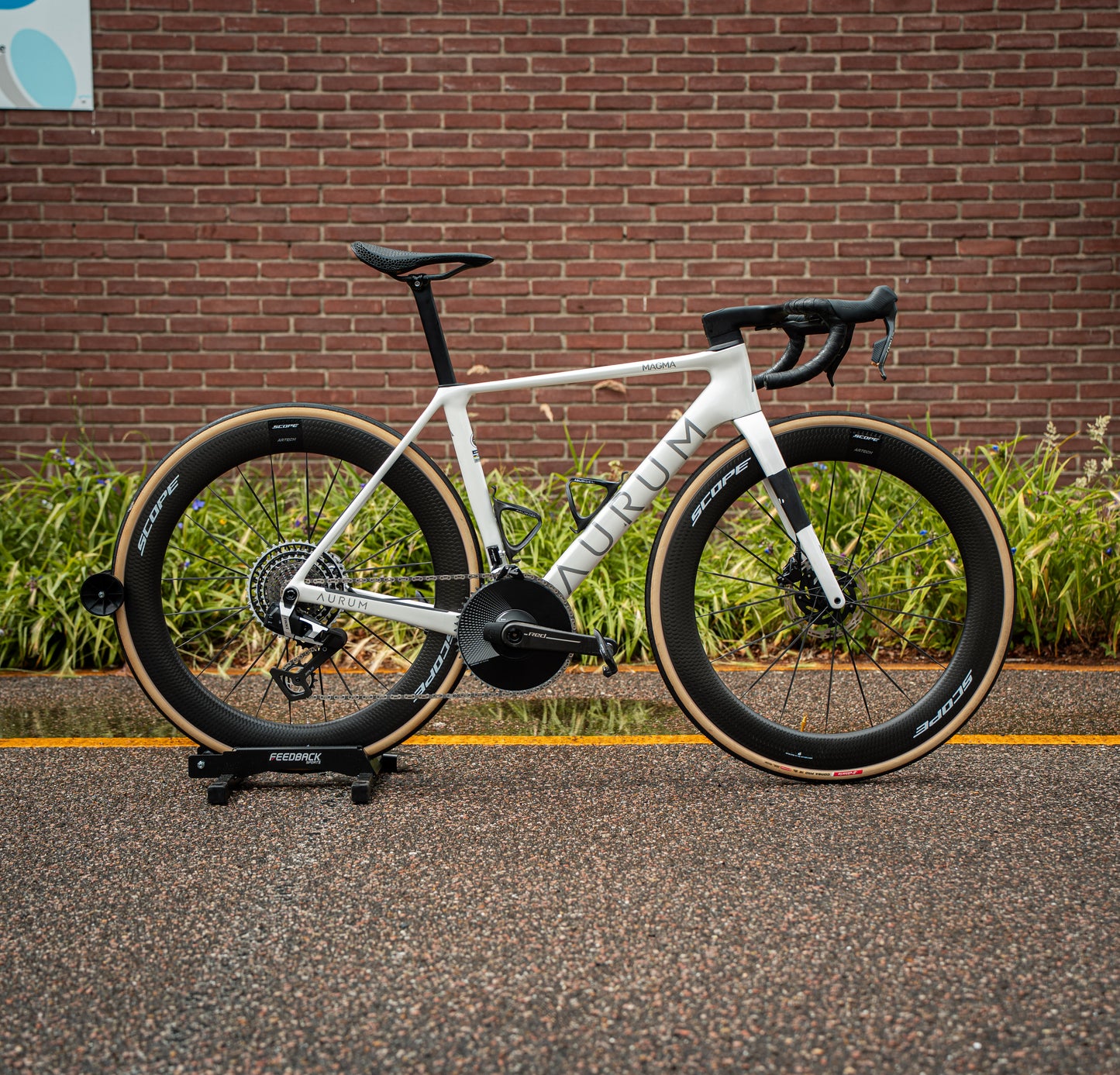 Aurum Magma 51 SRAM Red XPLR 13 sp Scope Artech Carbon Racefiets