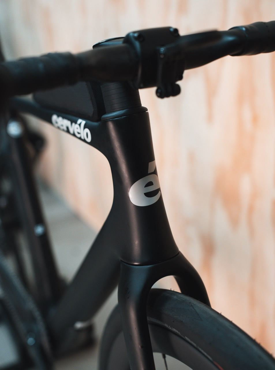 Cervelo Aspero 5 SRAM Force AXS Reserve 56 Carbon Gravelbike