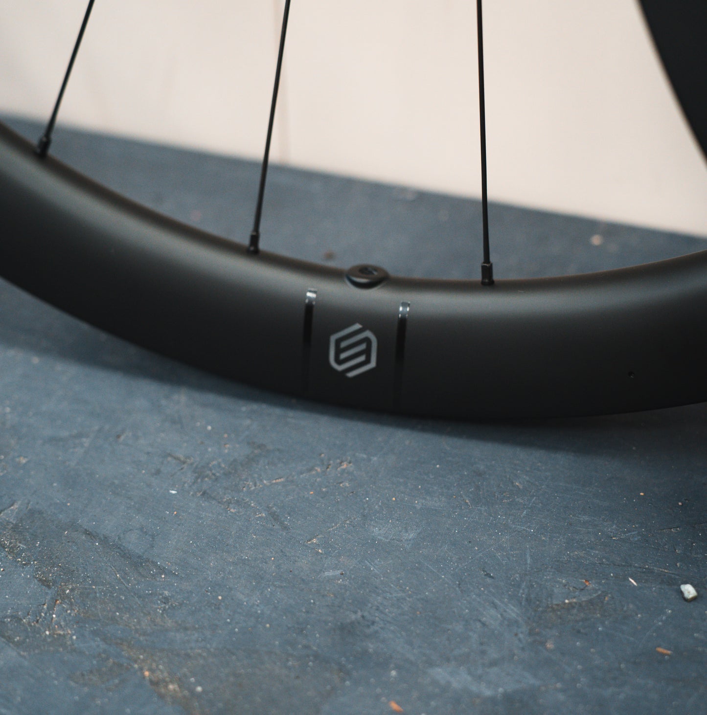 Ere Explorator CCR45 Carbon Wielset NIEUW