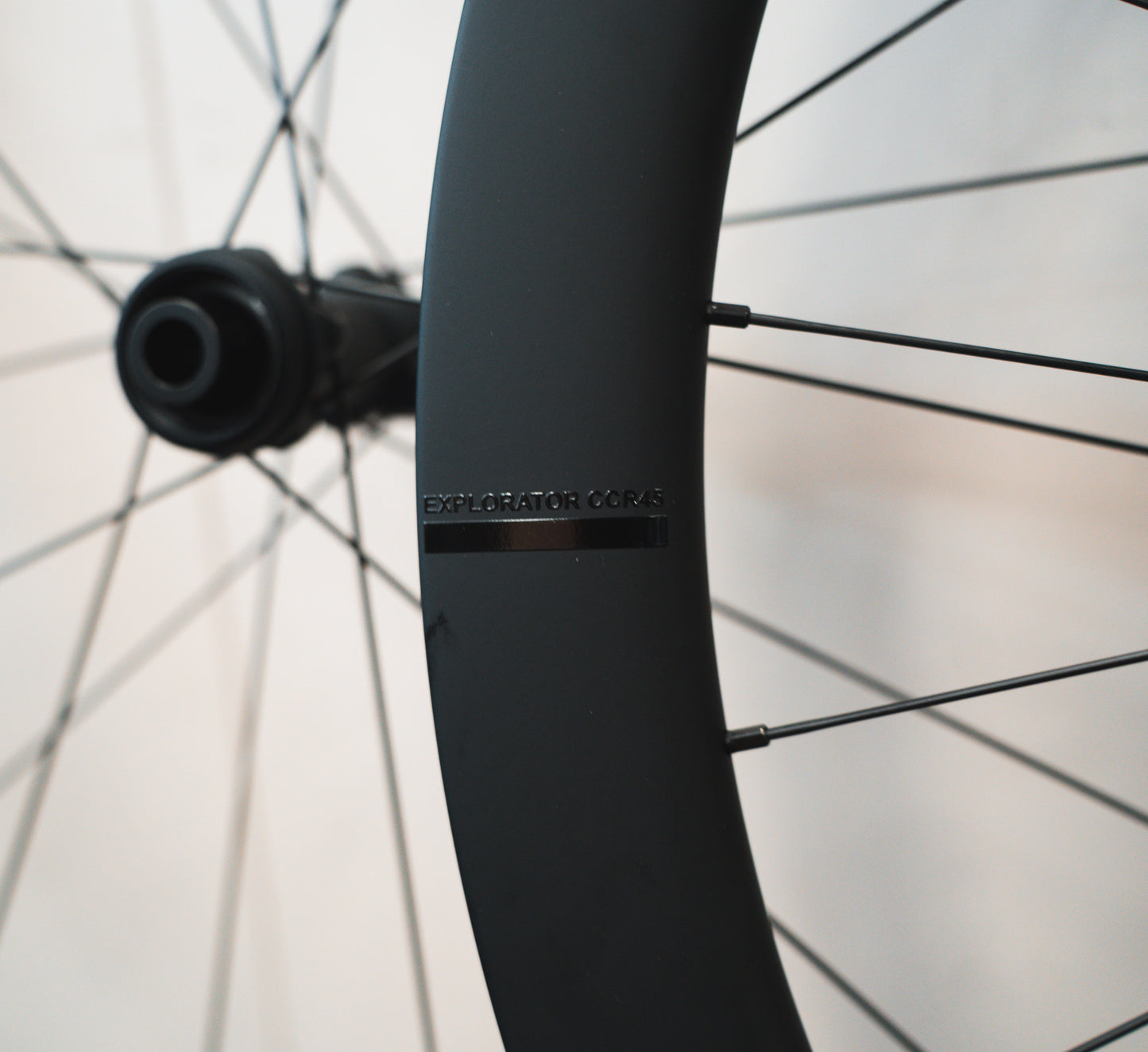 Ere Explorator CCR45 Carbon Wielset NIEUW