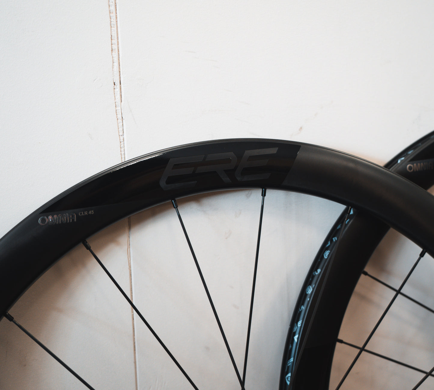 Ere Omnia CLR45 Carbon Wielset NIEUW